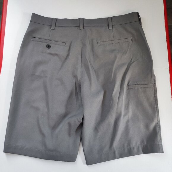 PGA Tour Golf shorts active wear flat front grey men's size 36 - Picture 3 of 11